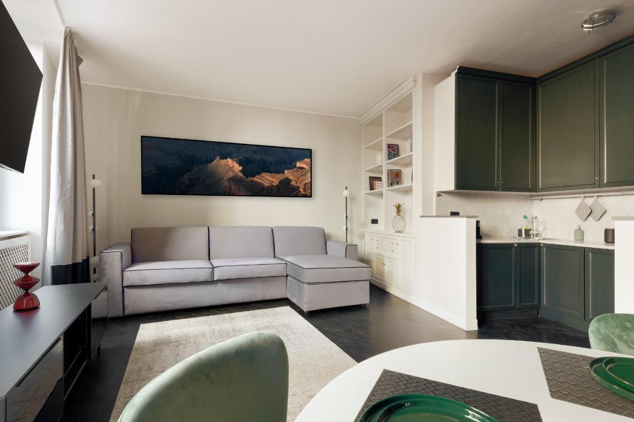 Hl Luxury Duomo Apartment - Via Torino, Montenapoleone Milão Exterior foto