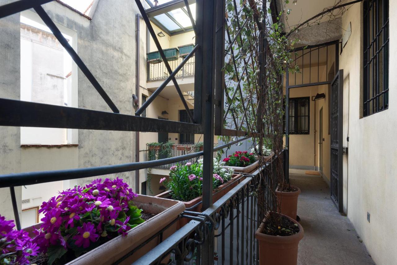 Hl Luxury Duomo Apartment - Via Torino, Montenapoleone Milão Exterior foto